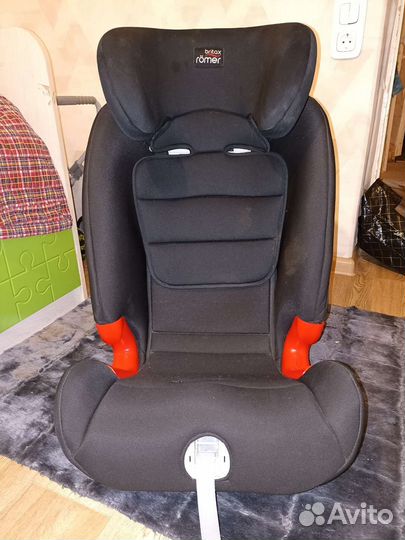 Автокресло (9-36кг) Britax Roemer