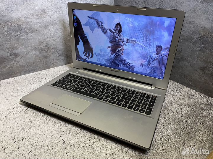 Игровой ноутбук Lenovo 2 видеокарты/HDD 1000 gb