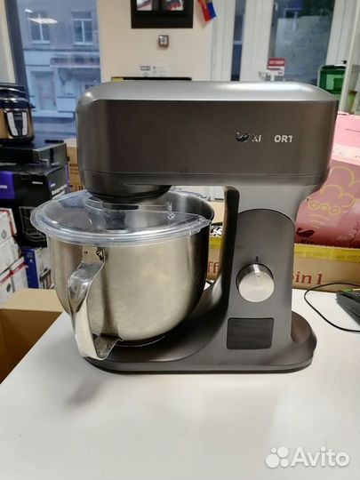 Планетарный миксер Kitfort KT-1328