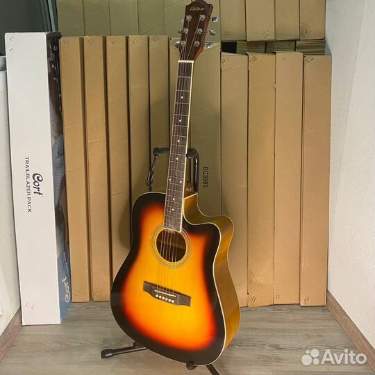 Гитара (дредноут) + набор медиаторов