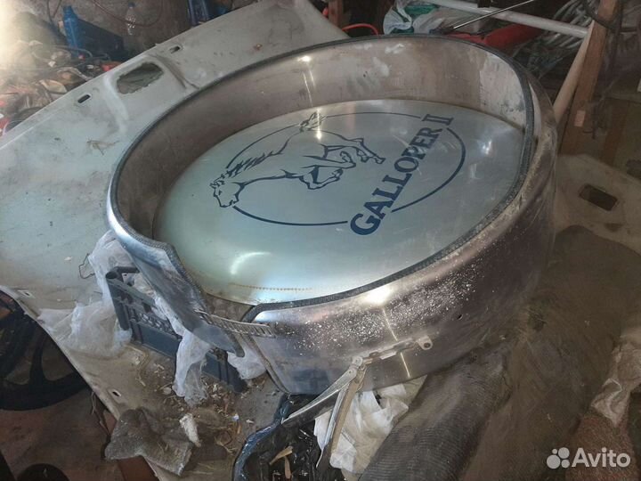 Кожух запасного колеса