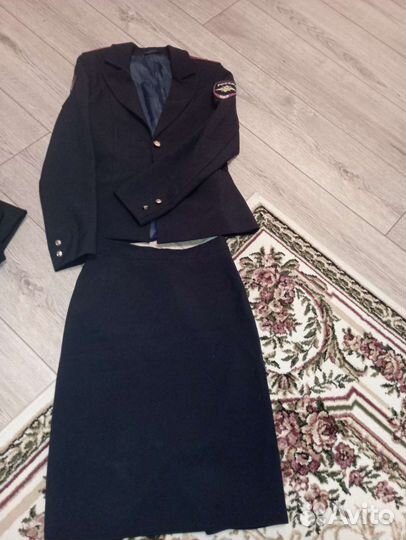 Женская форма полиции