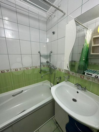 2-к. квартира, 52 м², 6/9 эт.