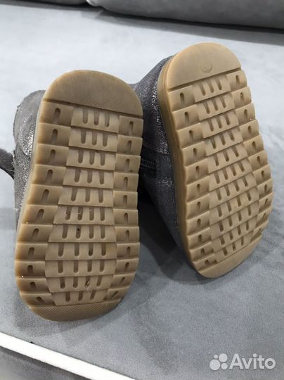 Угги (сапоги, ботинки)