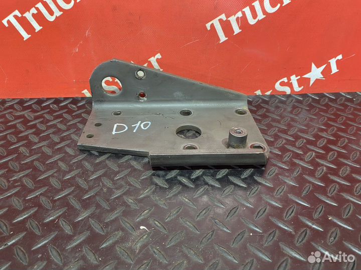 Кронштейн двигателя Daf XF105