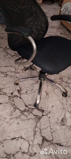 Компьютерное кресло