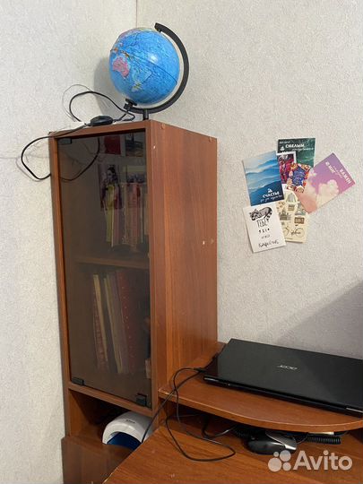 Компьютерный стол