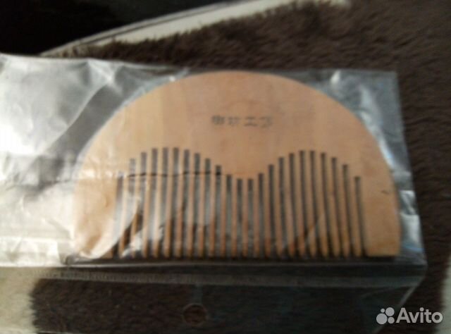 Расческа из сандалового дерева