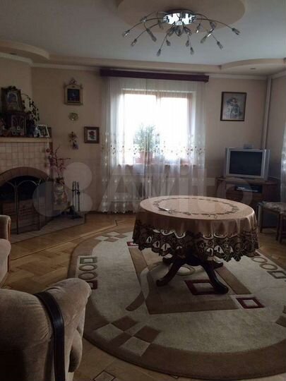 Дом 223 м² на участке 10 сот.