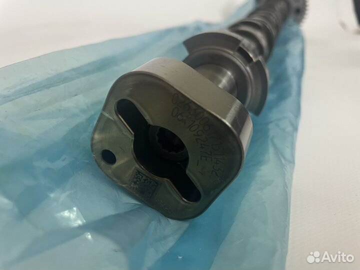 Вал выскной audi 06L109022AA 06L109022AT