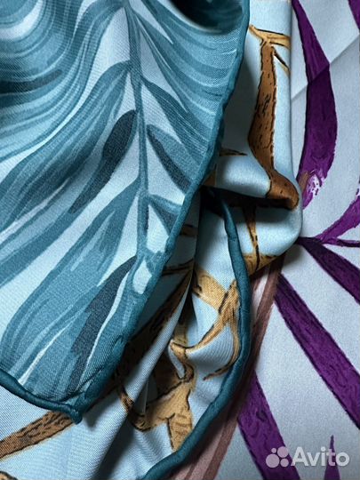 Шелковый платок новый