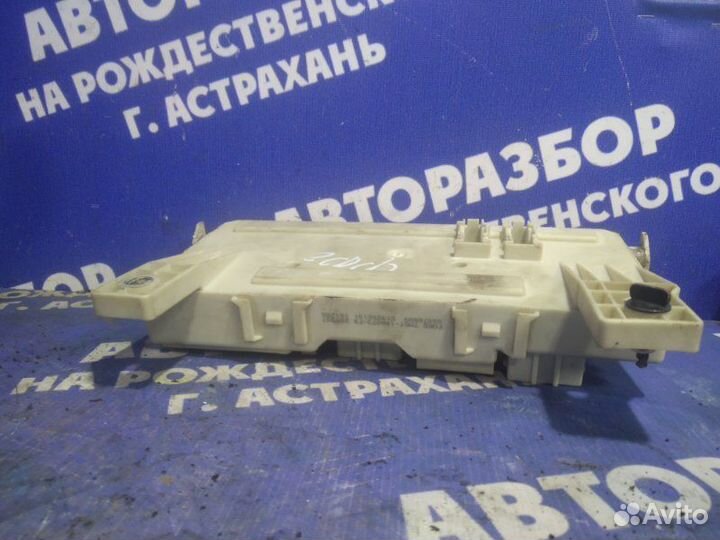 Блок предохранителей Ford Focus 2 седан qqdb 2006