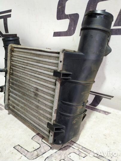 Интеркулер Audi A4 B7 2.0 BWE 2007