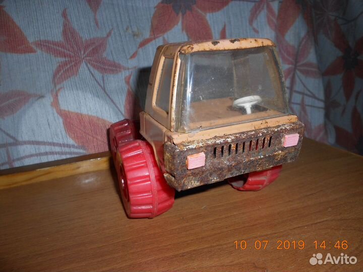 Жестяной грузовичок СССР