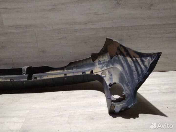 Бампер задний под парктроники Renault