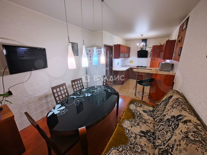 2-к. квартира, 70,9 м², 9/10 эт.