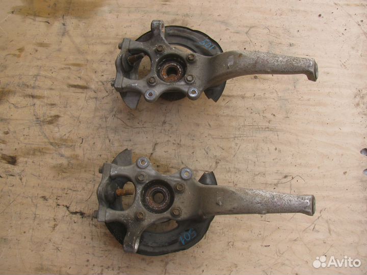 Ступица поворотный кулак Lexus GS300 IS250 Crown