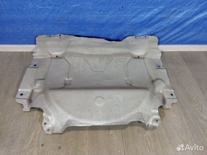 Теплоотражатель глушителя Volvo XC90 2 2015