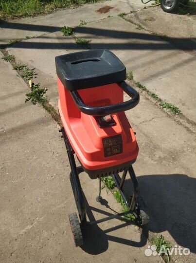 Измельчитель Black & Dacker