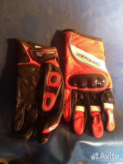 Мотоперчатки