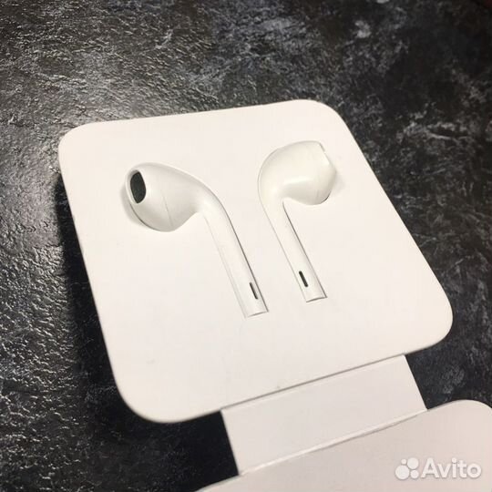 Проводные наушники Apple - Lightning - Оригинал