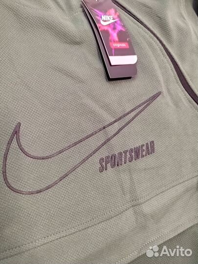 Спортивный костюм Nike