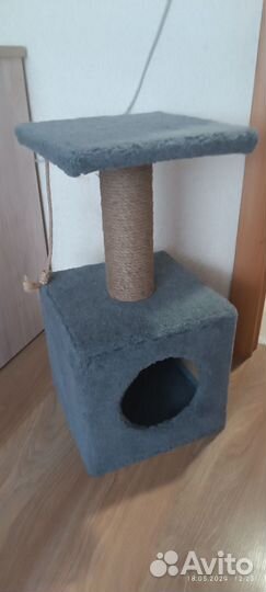 Когтеточка с домиком и лежанкой