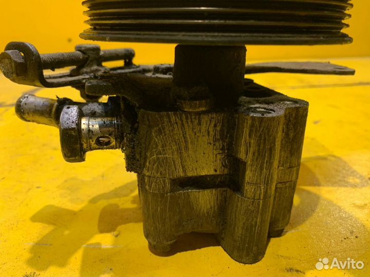 Насос гур Nissan Almera N16 2002-2006