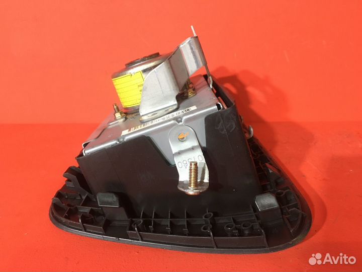 Подушка безопасности пассажира Toyota Rav 4 2 SUV