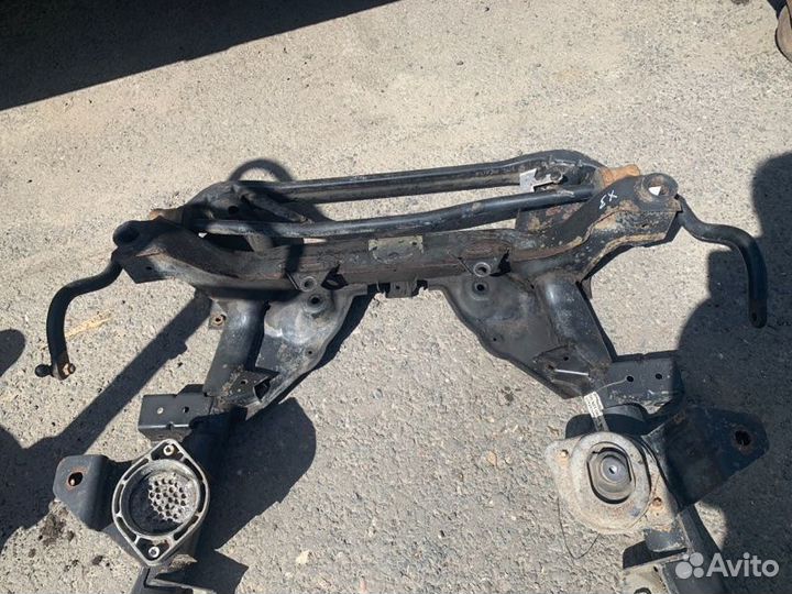 Подрамник Bmw X3 2.0D E83 N47 2009