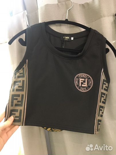 Спортивный костюм