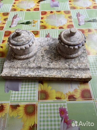 Чернильница. 18предметов.Очень тяжелый мрамор