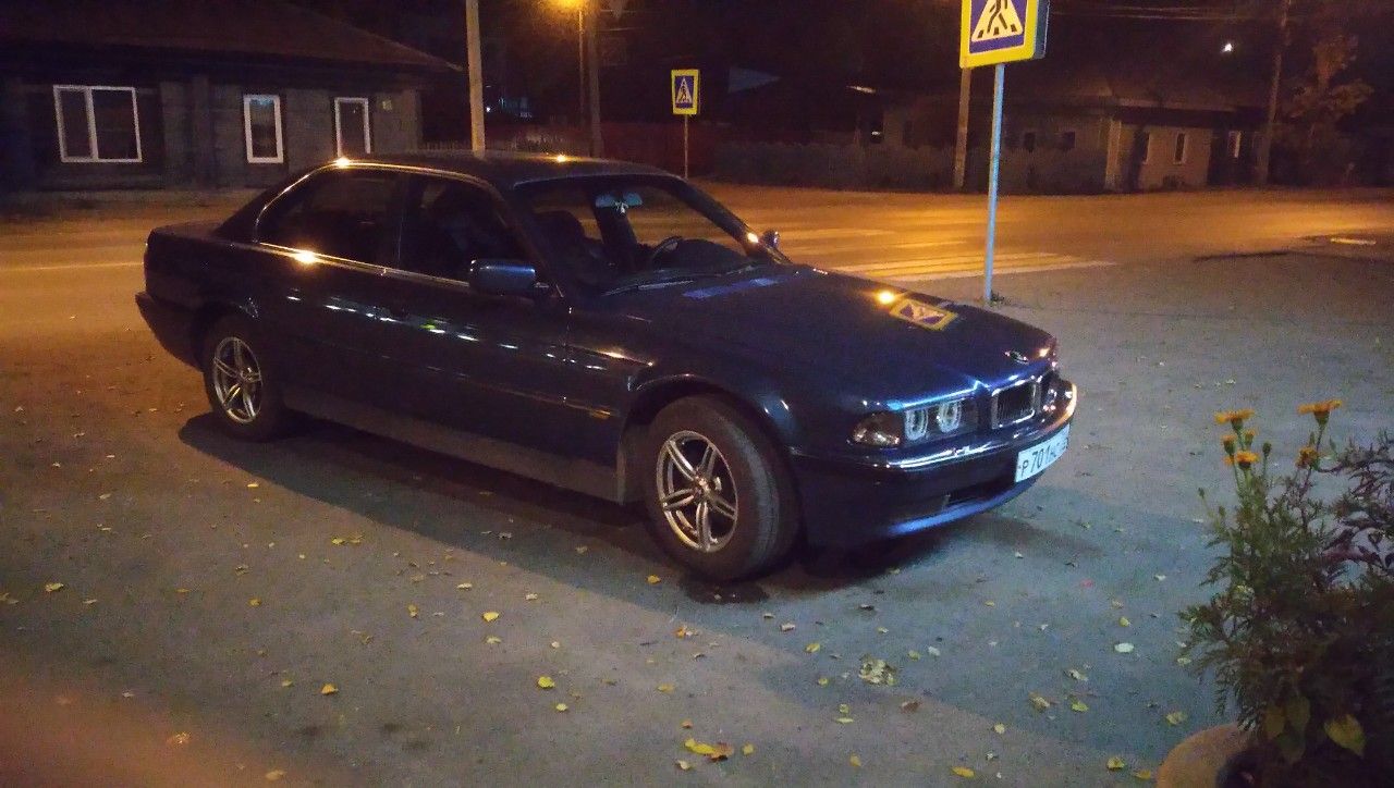 BMW 7 серия: фото владельца
