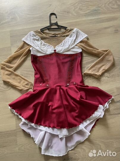 Платье для фигурного катания