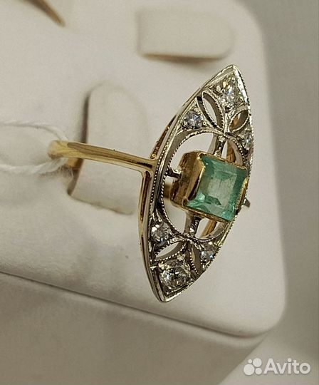 Золотое кольцо СССР 750 изумруд бриллианты