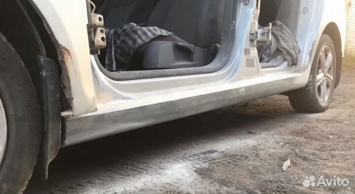 Пенки дверей Chevrolet Tahoe 1 и др