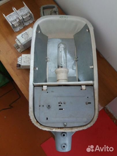 Светильник Днат 100 и дросселя