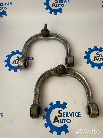 Mercedes Ml w164 Gl x164 05- Рычаг левый верхний