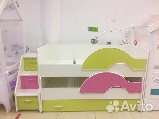 Детская двухьярусная кровать