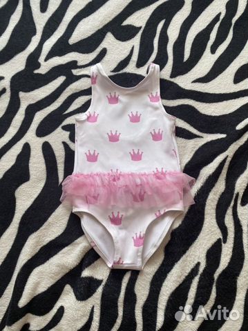 Купальник для девочки (новый) 104 р-р