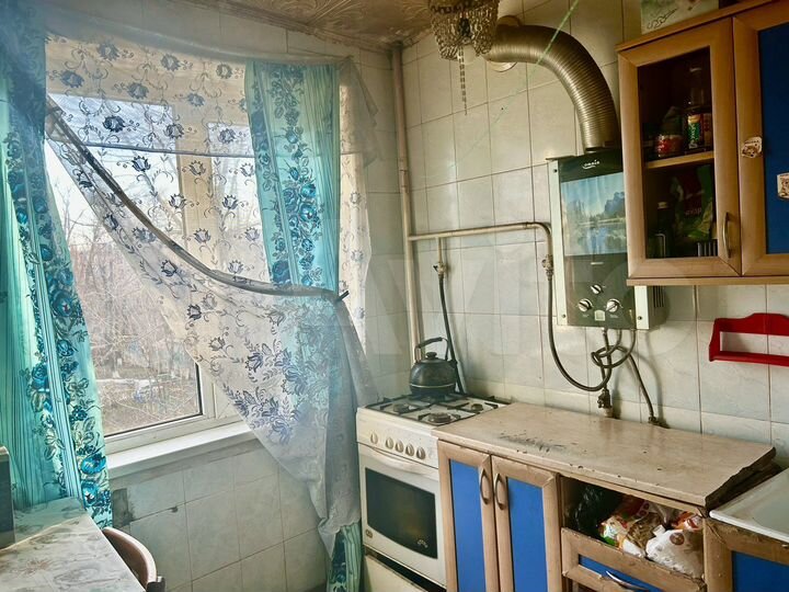 2-к. квартира, 47 м², 3/5 эт.