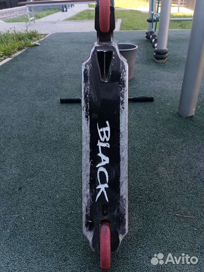 Трюкавой самокат sub