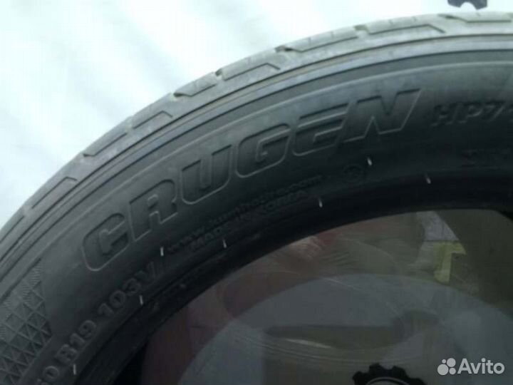 Kumho Crugen HP71 235/50 R19 19B