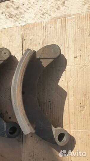 Тормозные колодки. Scania P114 Ga4X2Na 340