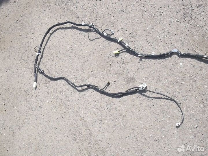 Электропроводка салонная левая (Subaru Outback)