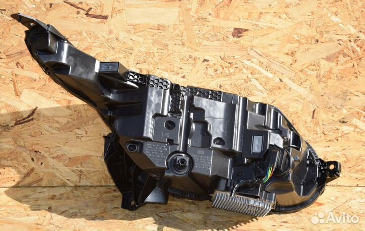 Range rover velar фары