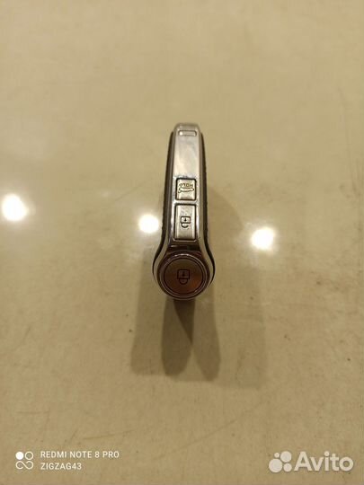 Ключ зажигания (Kia K900 II)