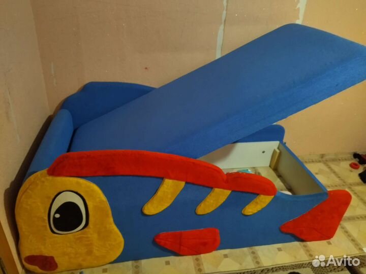 Детская кровать немо