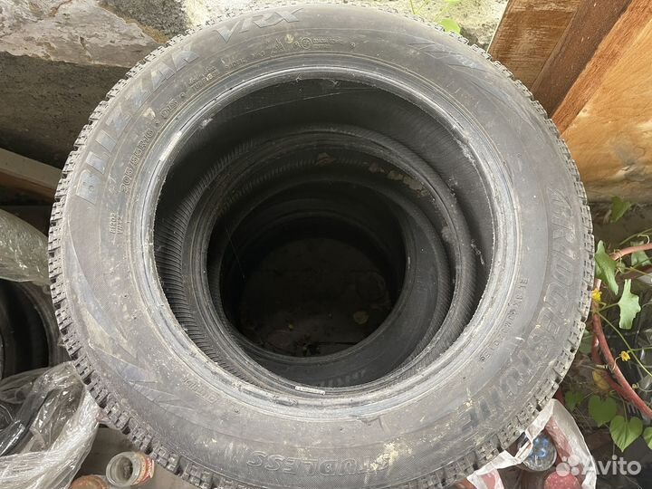 Bridgestone Blizzak VRX 205/55 R16