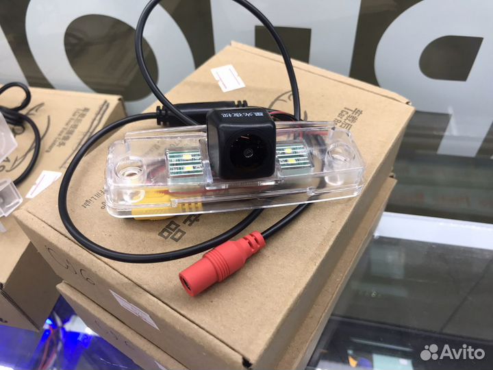 Камера заднего вида Subaru